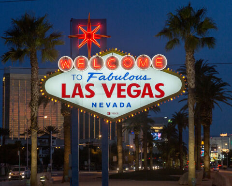 Welcome to Las Vegas sign - Las Vegas construction worker killed