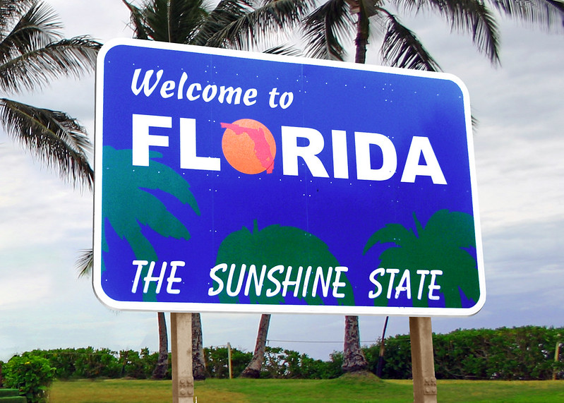 Welcome to Florida sign - Florida woman