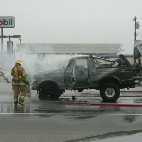 Firefighters extinguish truck - Texas woman lights truck on fire